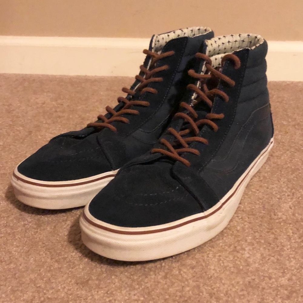 Navy Suede Hight Top Vans